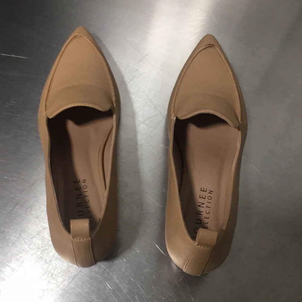 New WB Woman’s Journee Collection Tan Women's Loafers